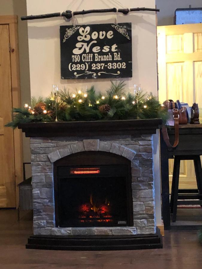 Вилла Love Nest Chalet Гатлинбург Экстерьер фото